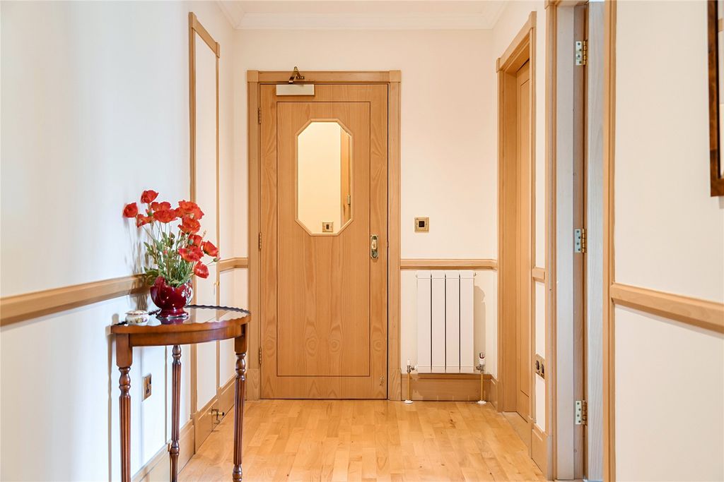 Additional image 16 of 4 bed flat for salePalm Court, 8 Coastguard Road, Budleigh Salterton, Devon EX9