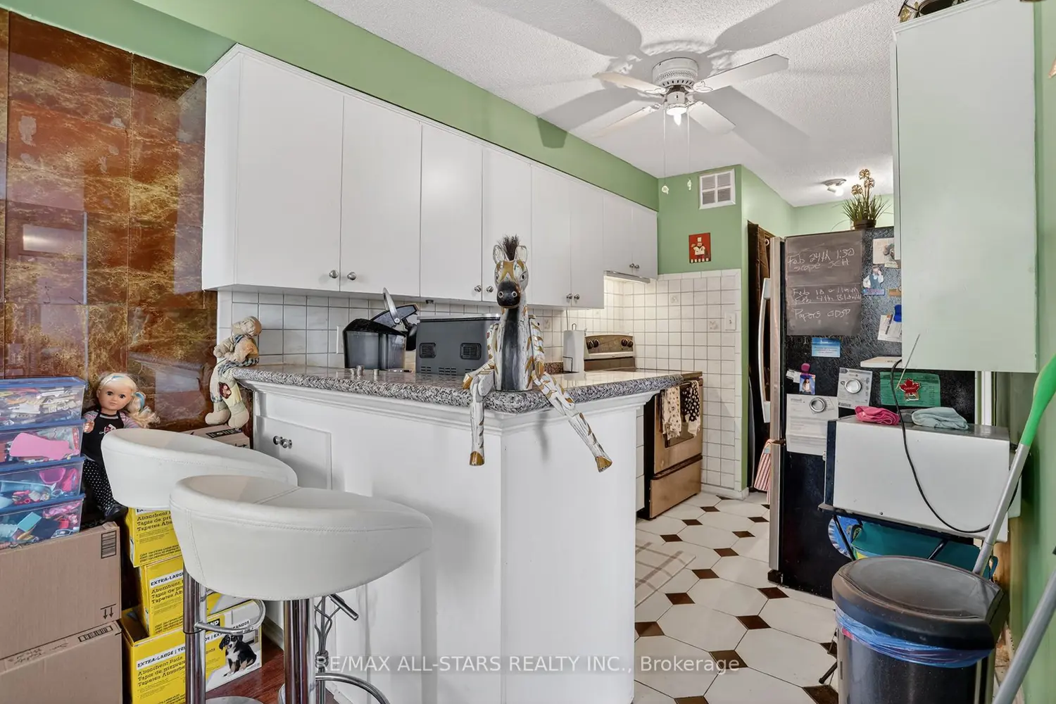 Additional image 18 of 90 Ling Road 501