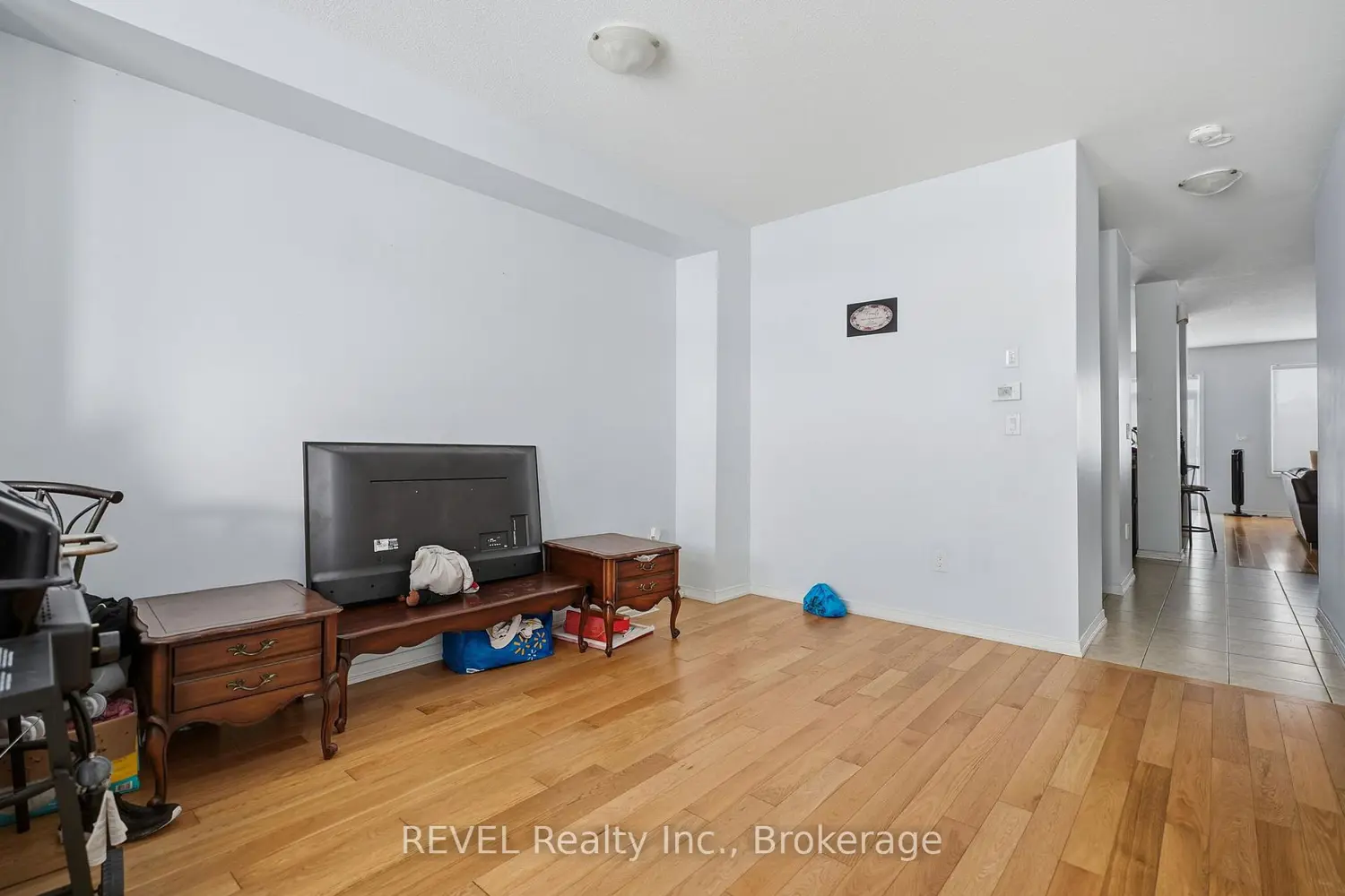 Additional image 4 of 67 Esther Crescent