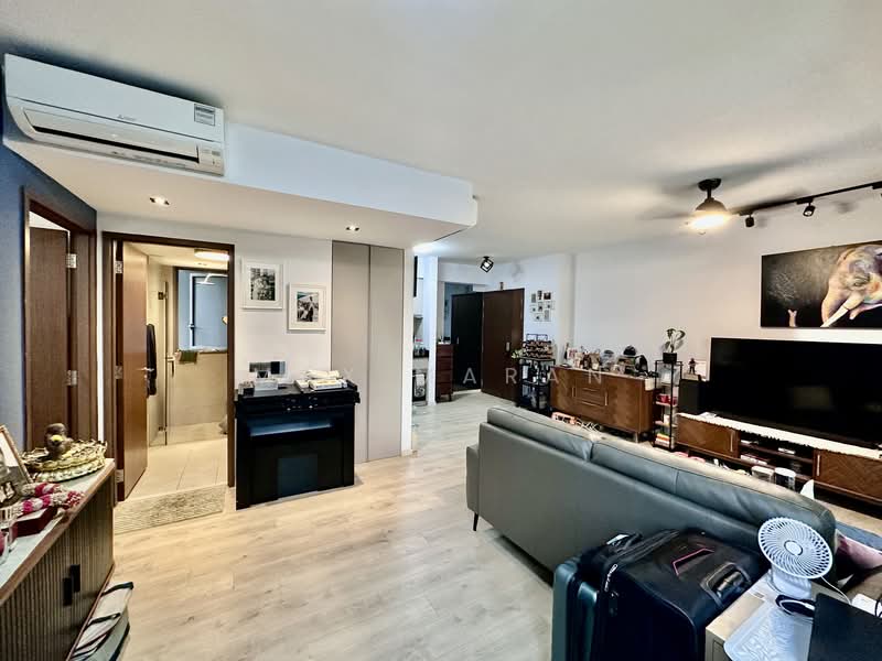 174 Canberra Drive photo 5