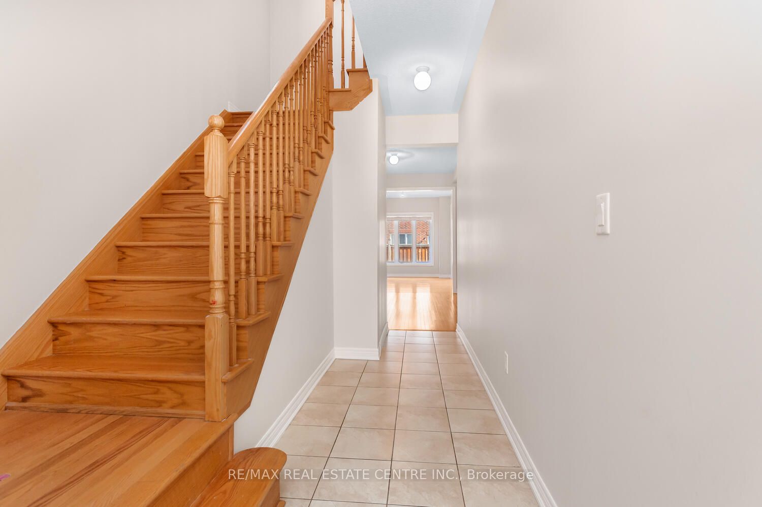 Additional image 2 of 64 Yardley Crescent S, Brampton, ON, L6X 5L7