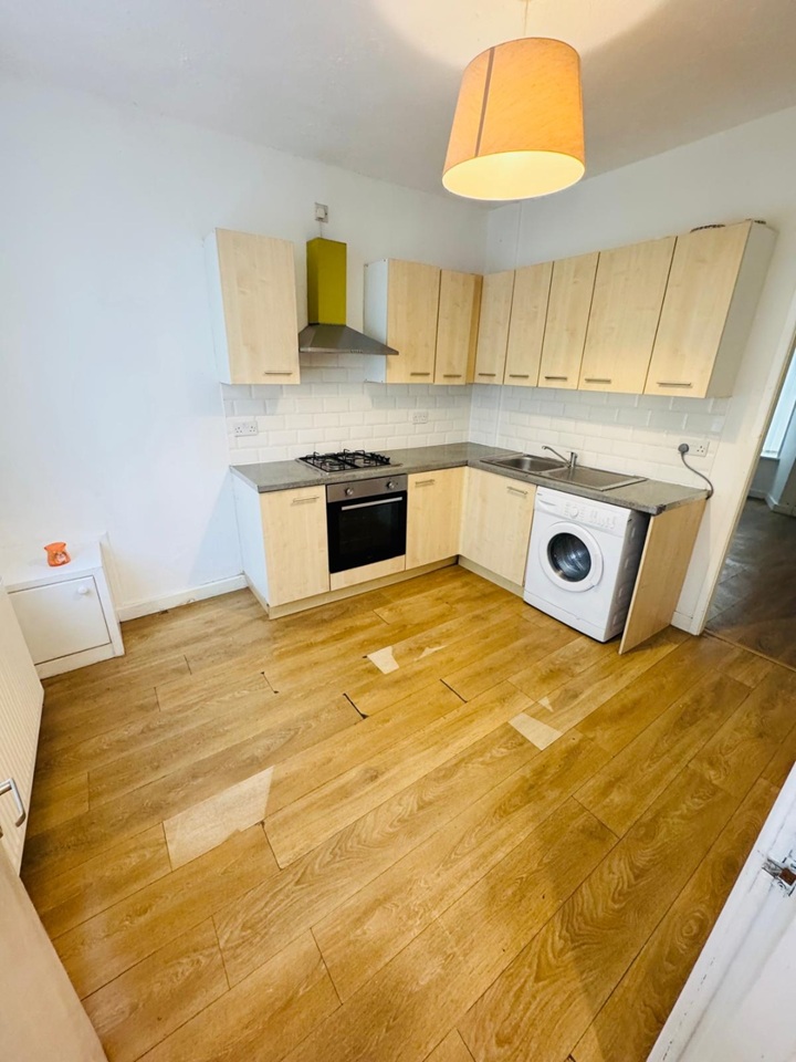 Additional image 3 of 3 Bed Terraced House, Ukraine Road, M7, N1 7GU