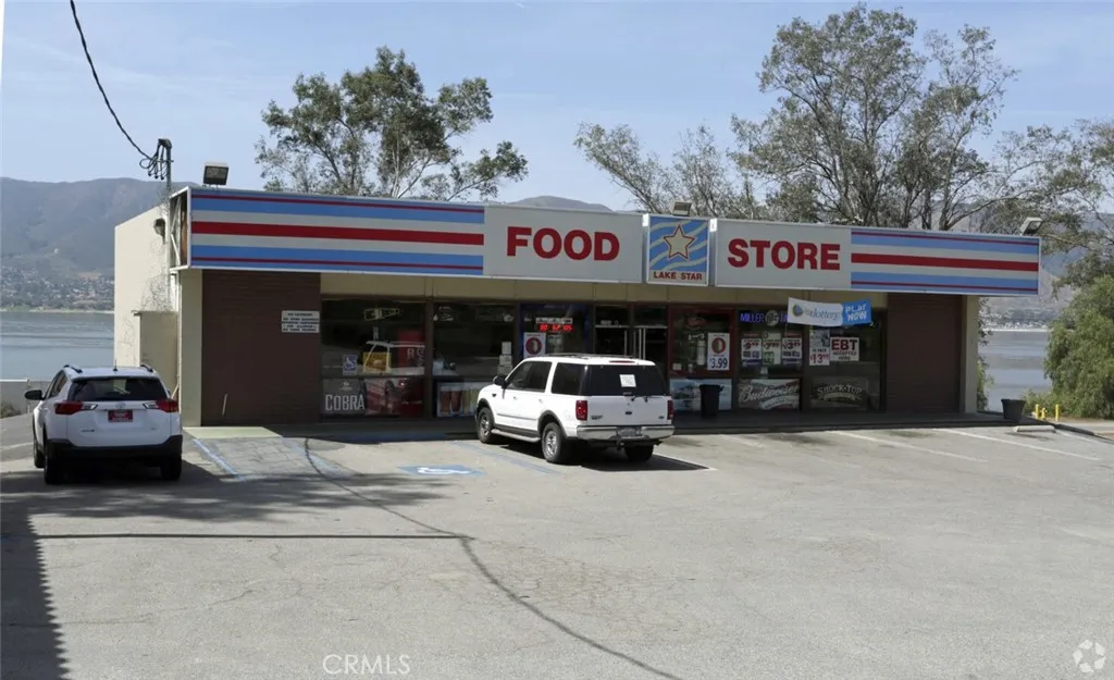 Additional image 3 of 1006 W Graham Avenue, Lake Elsinore, CA 92530