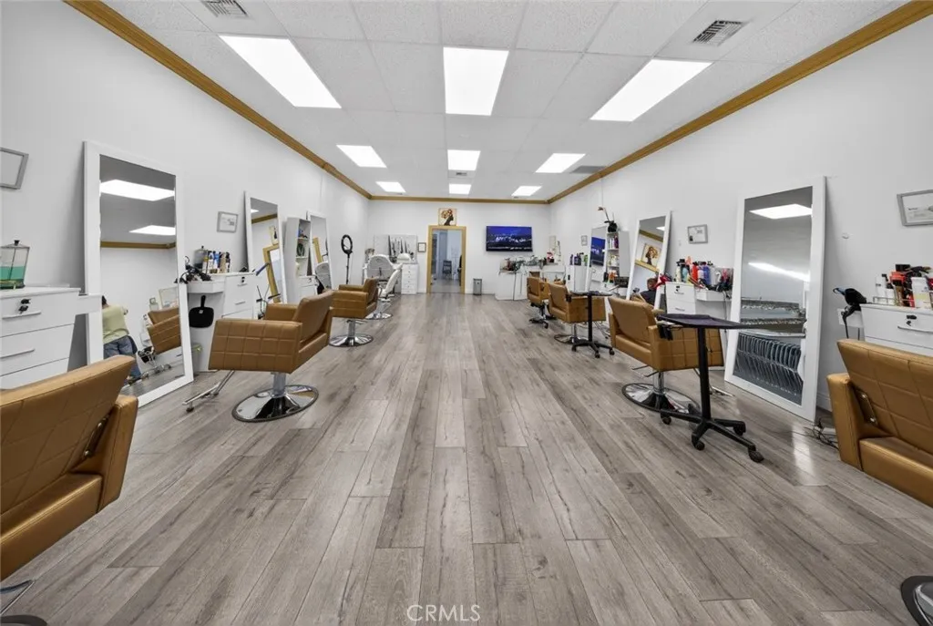 Additional image 3 of 1358 E Colorado Street, Glendale, CA 91205