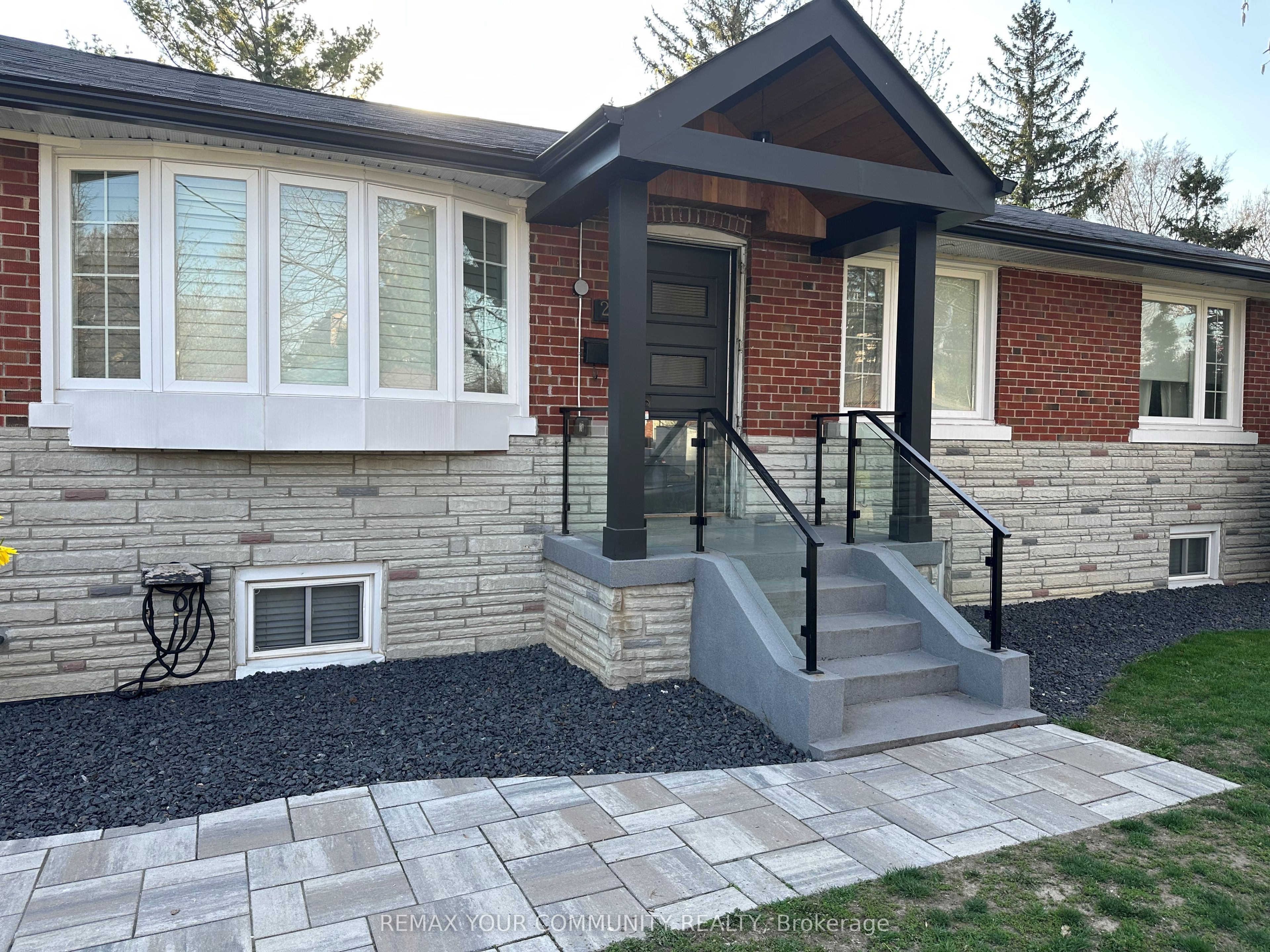 Additional image 2 of Main-20 Bonny Lynn Court, Toronto, ON, M1K 3A4