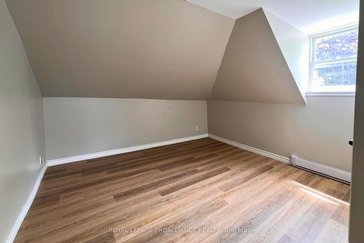 Additional image 11 of 38 Stanley Street