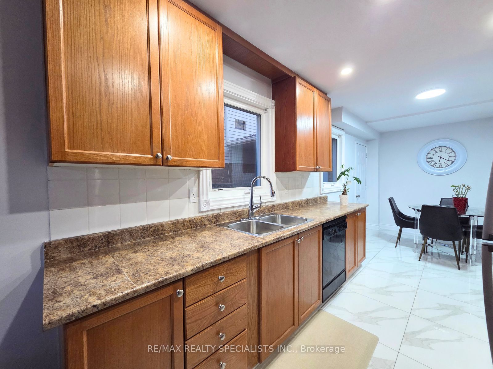 Additional image 6 of Room A-51 Dumfries Avenue, Brampton, ON, L6Z 2Y3