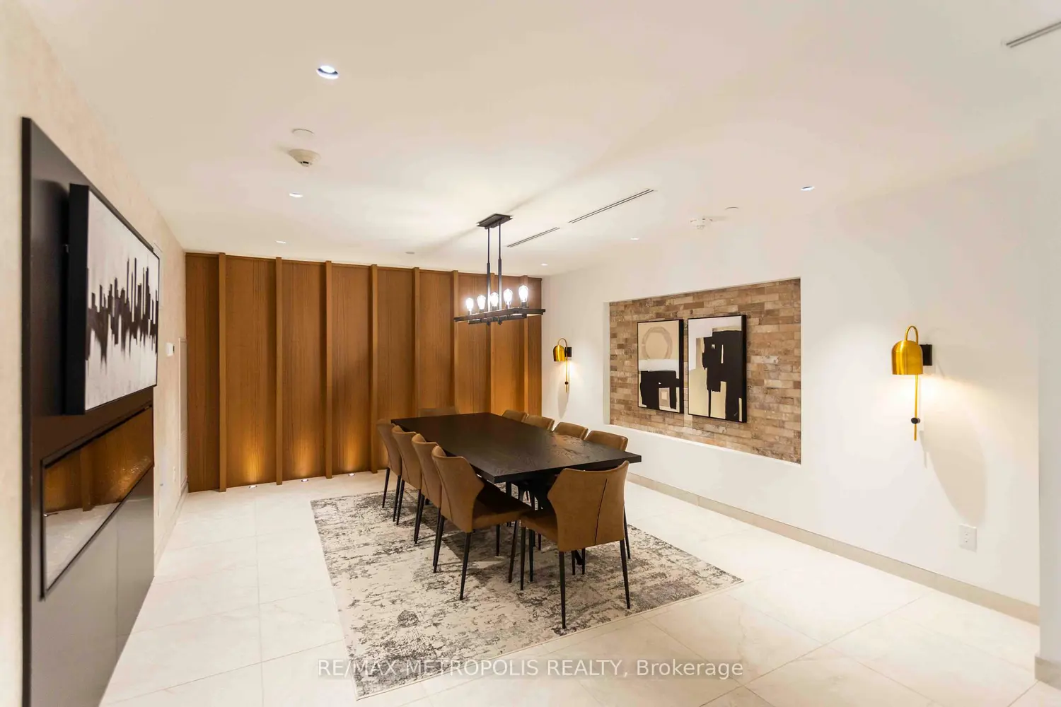 Additional image 18 of 2300 St Clair Avenue 407