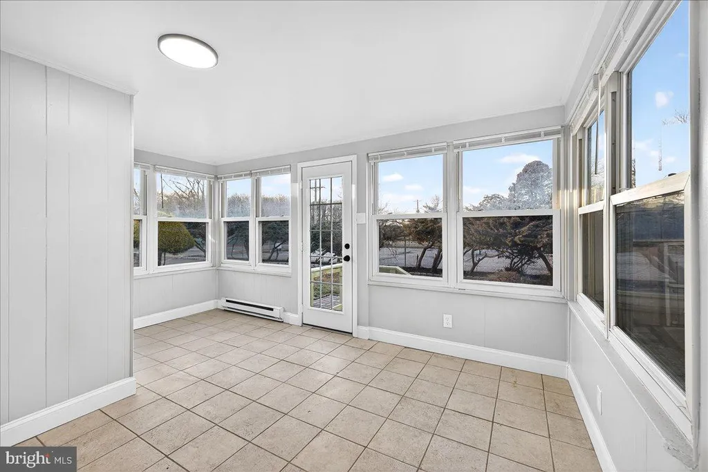 Additional image 19 of 615 W 13th St, New Castle, DE 19720