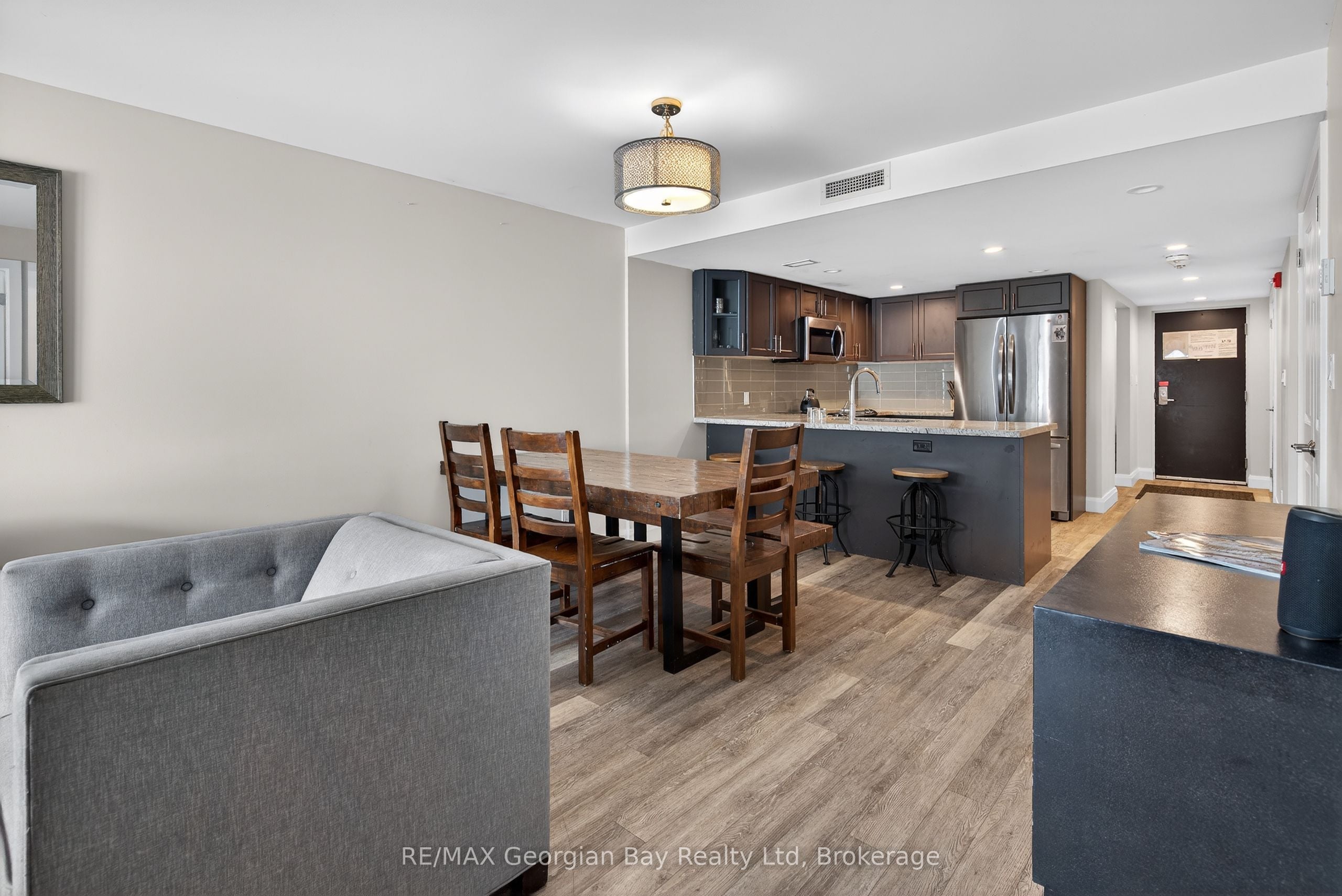 Additional image 6 of 102 - 80 Horseshoe Boulevard, Oro-medonte, ON, L4M 4Y8