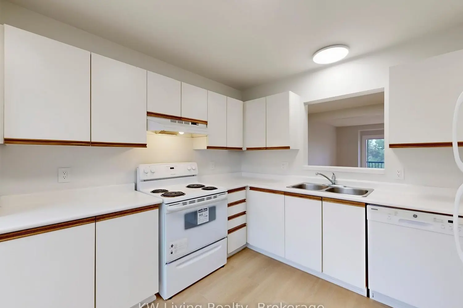 250 Keats Way 18 photo 2