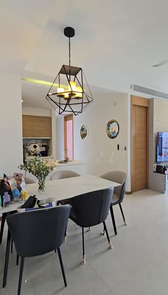 Primary image of 300 Beach Road