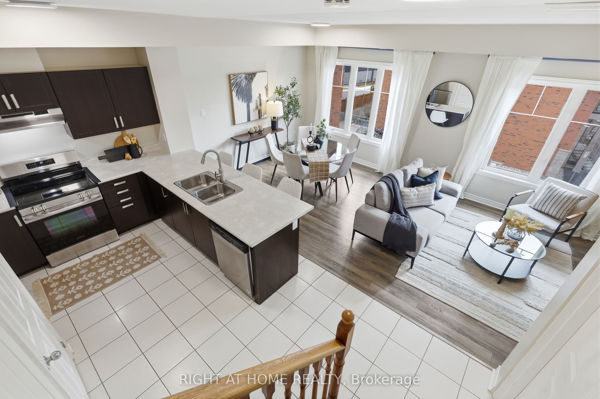Additional image 6 of 20-04-2420 Baronwood Drive, Oakville, ON, L6M 0X6