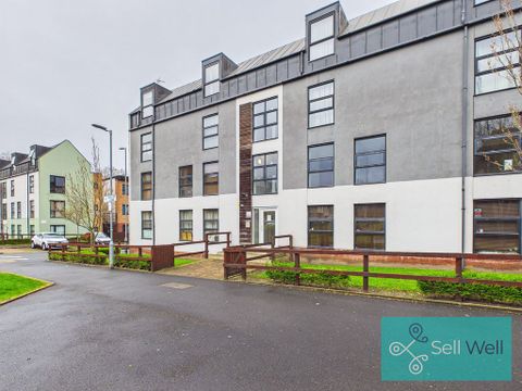 Hollies Lane, Salford M5