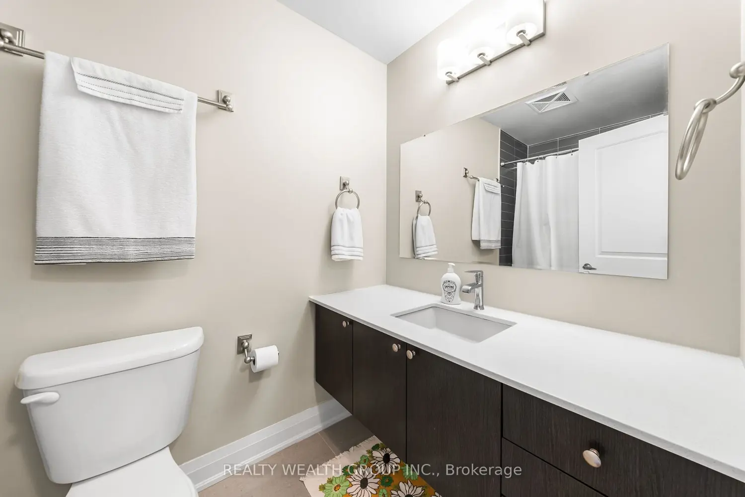 Additional image 17 of 12 Woodstream Boulevard 520