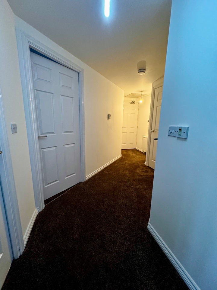 Additional image 7 of 2 Bed Flat, Middlewood Street, M5, N1 7GU