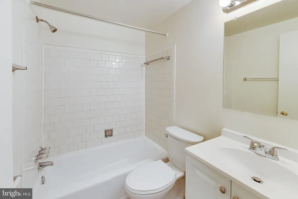 Additional image 14 of 5509 1st Street NW Unit 204, Washington, DC 20011