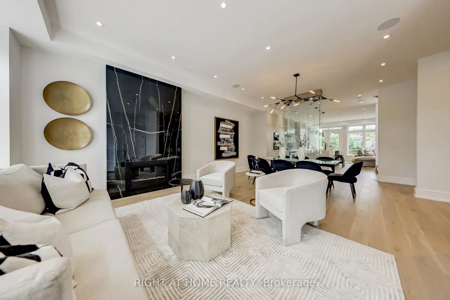 Additional image 6 of 102 Parklea Drive