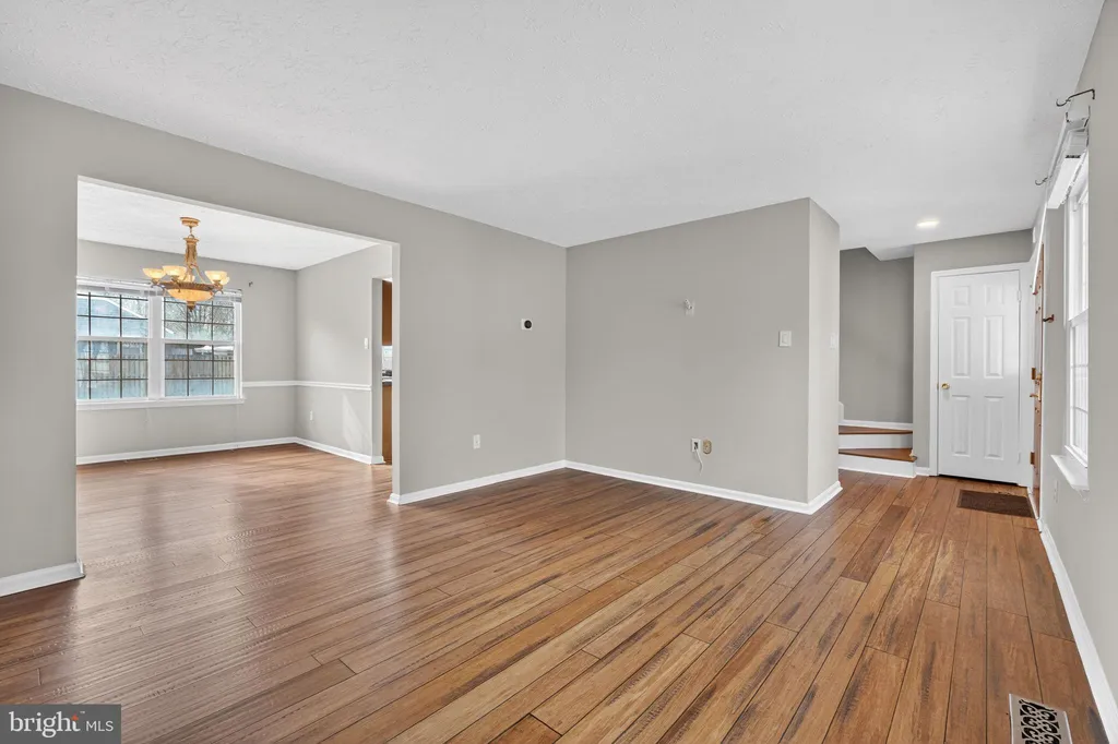 Additional image 7 of 8813 Francesca Drive, Clinton, MD 20735