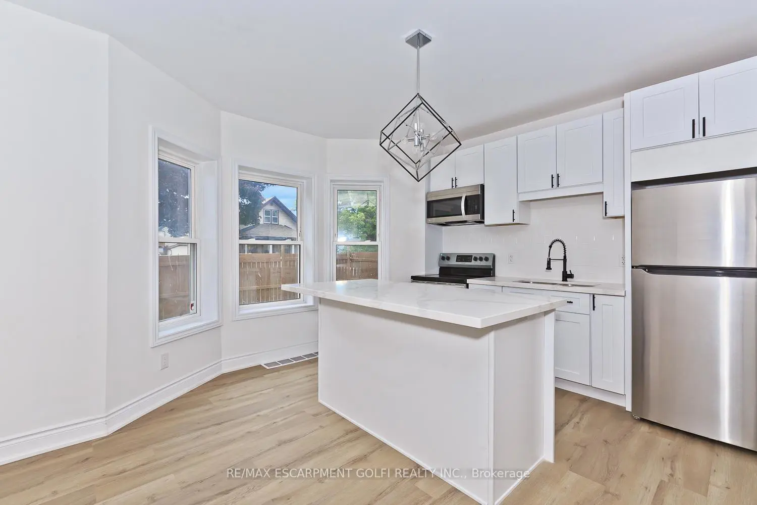 Additional image 12 of 4743 Ryerson Crescent