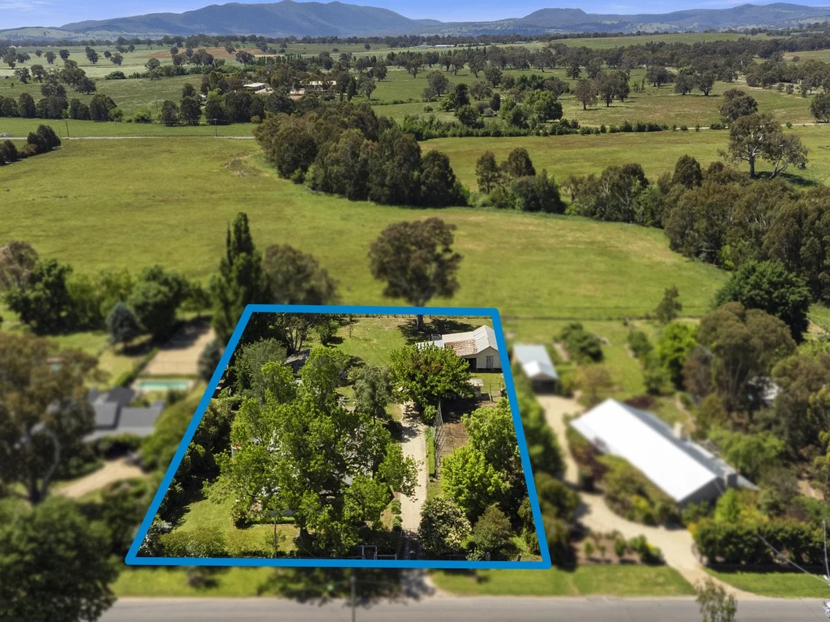 Additional image 2 of 11-13 Logan Street, Mansfield VIC 3722