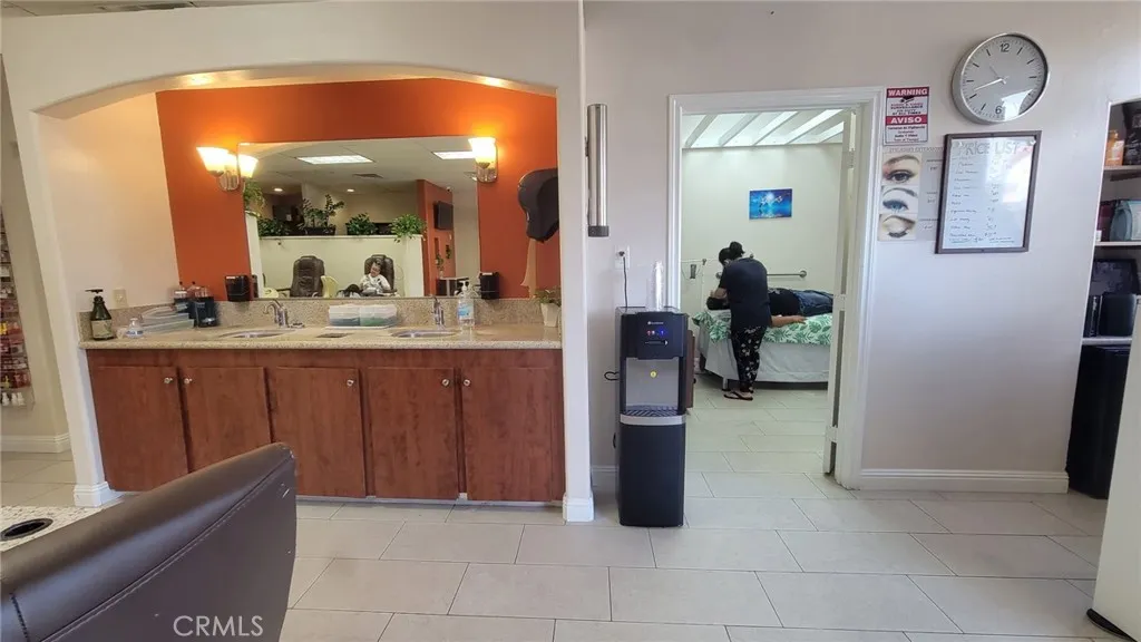 Additional image 20 of 3970 N Sierra Way Unit B, San Bernardino, CA 92405