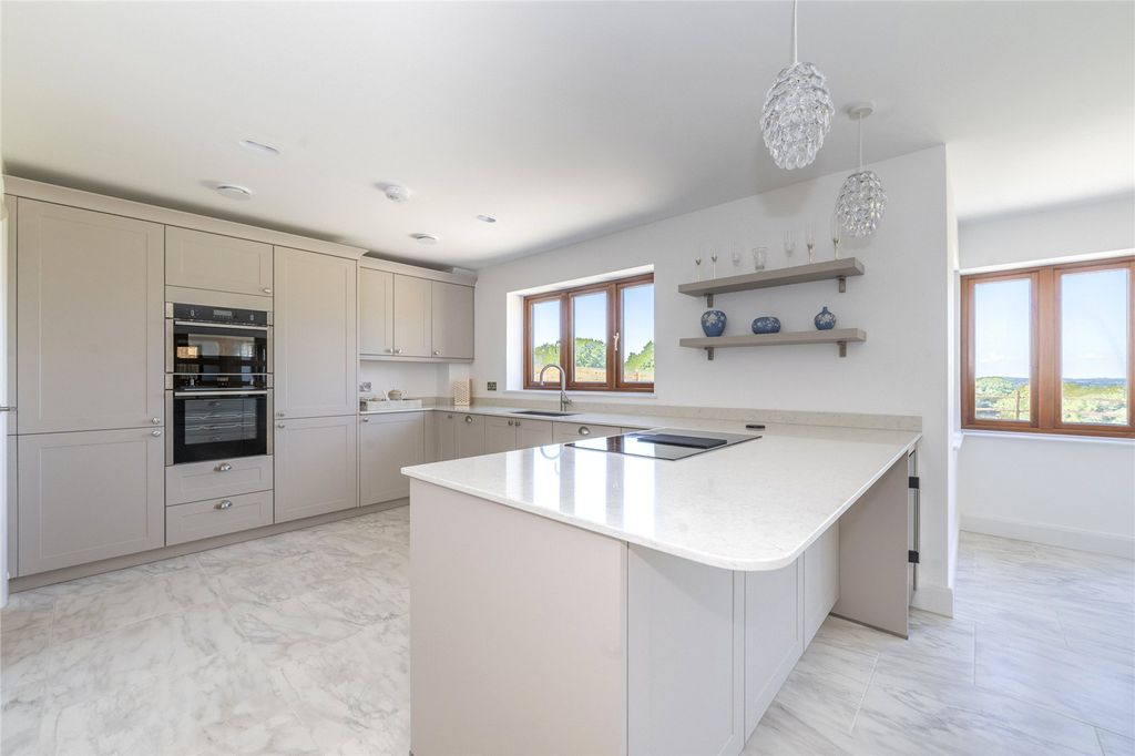 4 bed detached house for saleRolling Fields View, Newick Lane, Heathfield, East Sussex TN21 photo 4