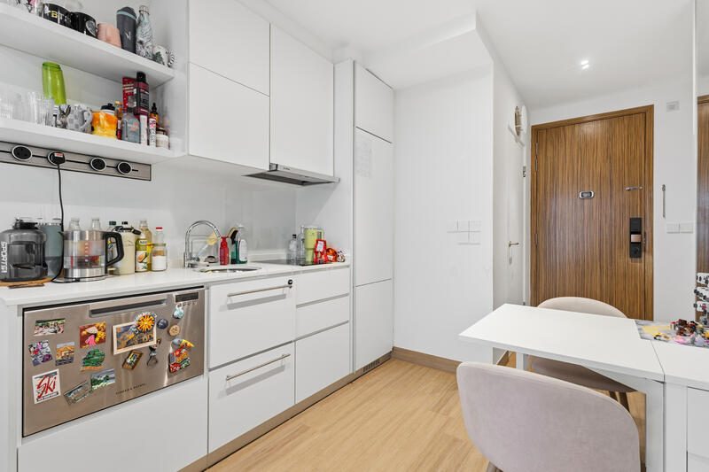 Additional image 2 of 2 Shanghai Road