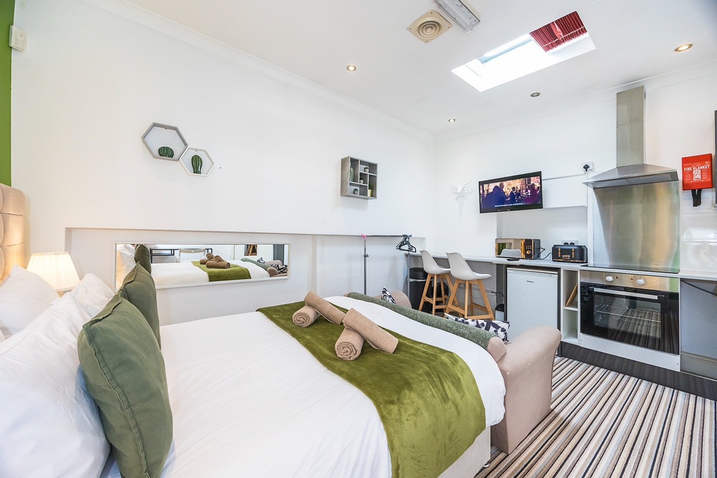 Additional image 11 of Studio Flat, Studd St, N1, N1 7GU