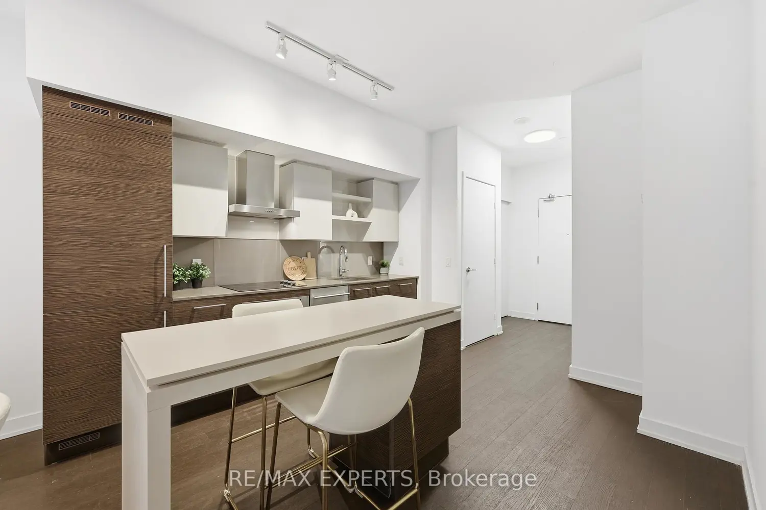 Additional image 5 of 1030 King Street 438