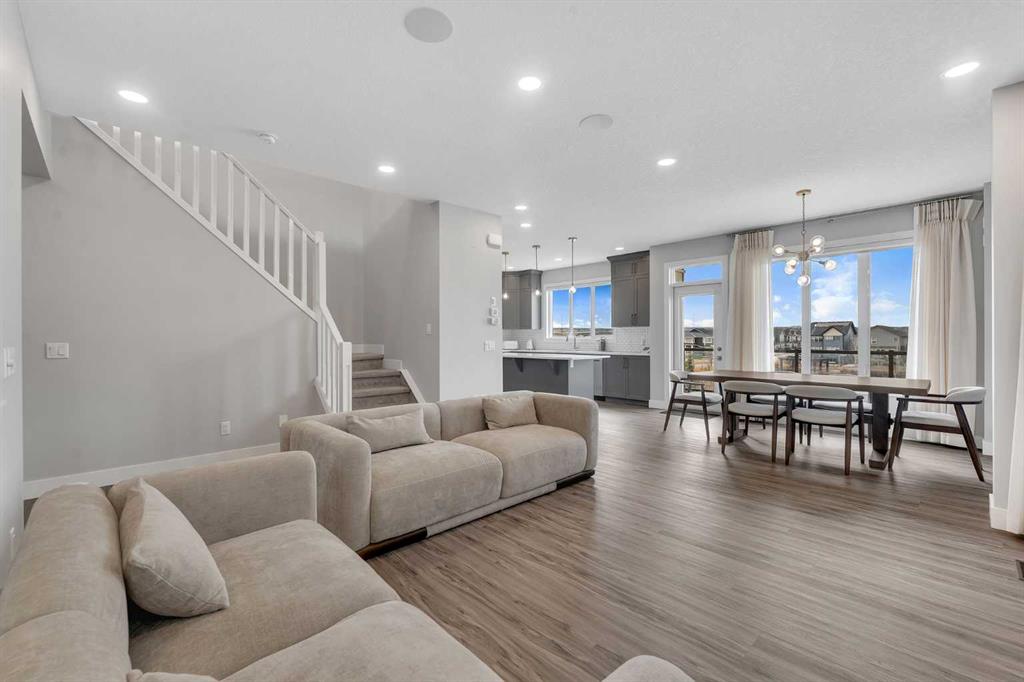 Additional image 6 of 81 Carringvue Manor NW, Calgary, AB, T3P1L7