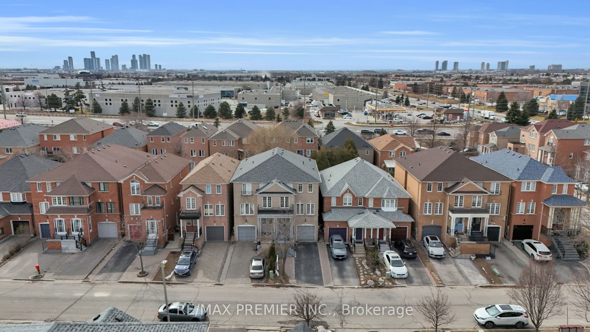 Additional image 3 of 12 Yellowood Circle, Vaughan, ON, L4J 8L9