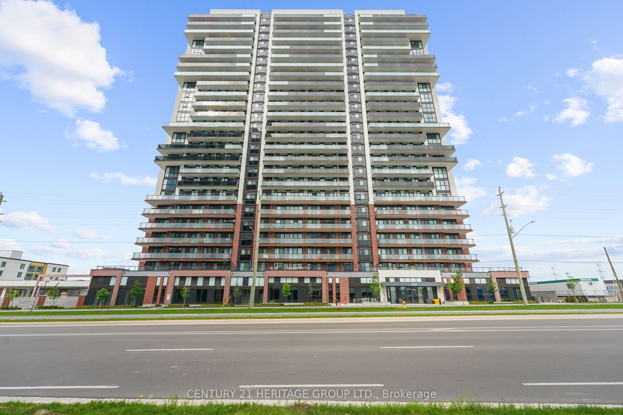 2203-2550 Simcoe Street, Oshawa, ON, L1L 0R5