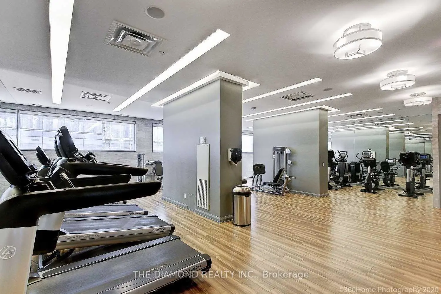 Additional image 16 of 155 Yorkville Avenue 2104