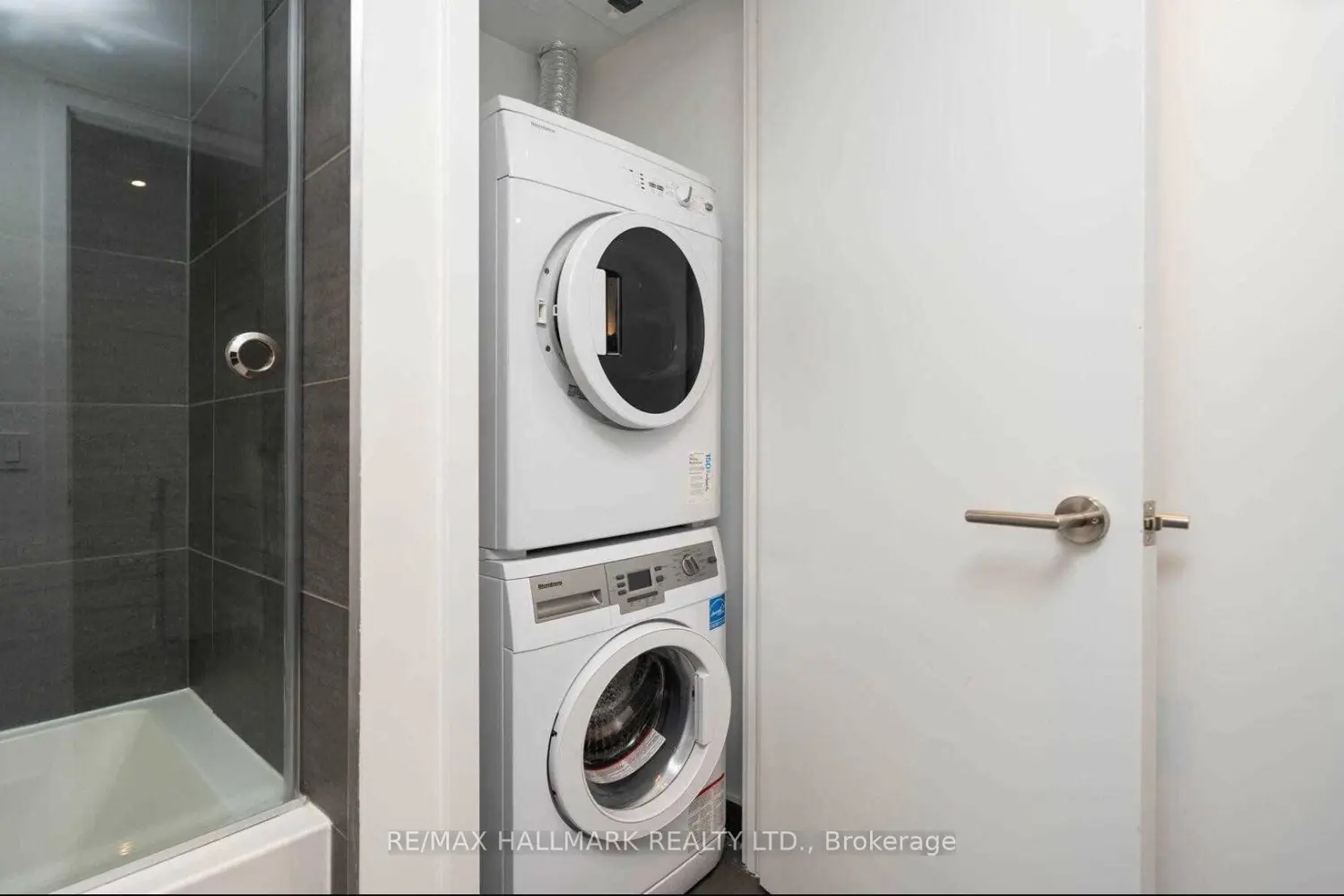 Additional image 9 of 161 Roehampton Avenue 1107