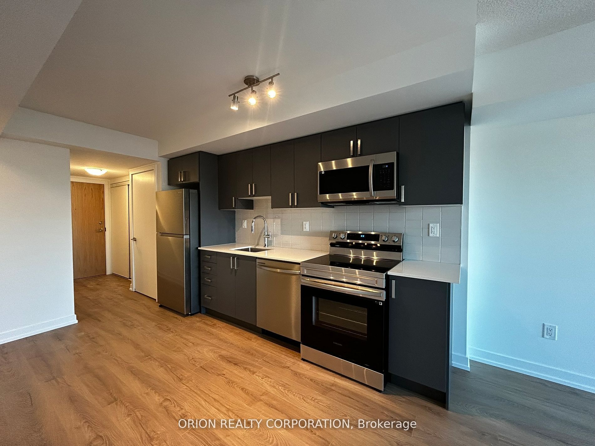 301-1435 Celebration Drive, Pickering, ON, L1W 0C4