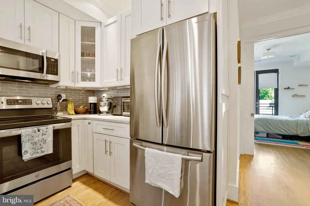 Additional image 8 of 1423 Meridian Place NW Unit 1, Washington, DC 20010