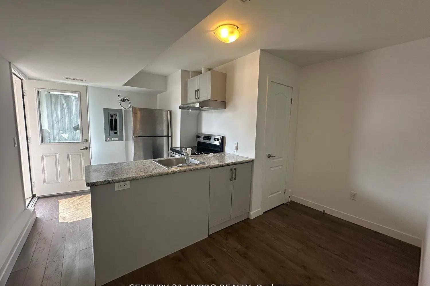 Additional image 15 of 27 Denistoun Street