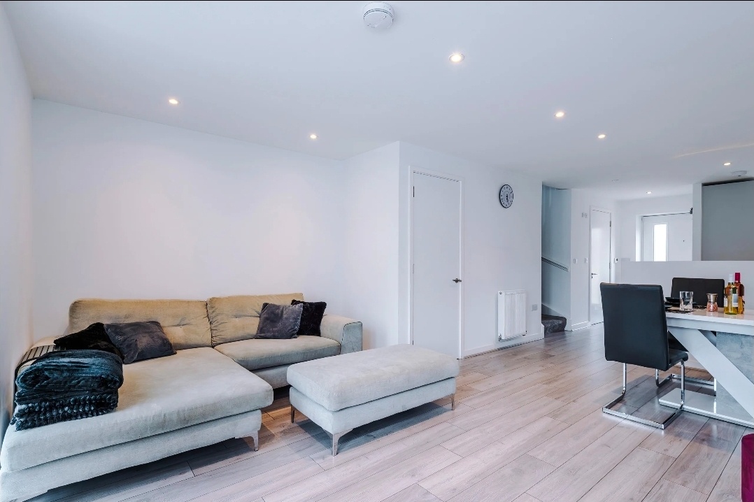 3 Bed Terraced House, Ribot Walk, M6, N1 7GU