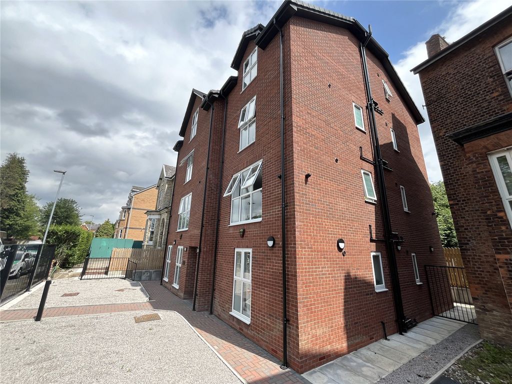 10 bed flat for saleMitford Road, Manchester, Greater Manchester M14 photo 2