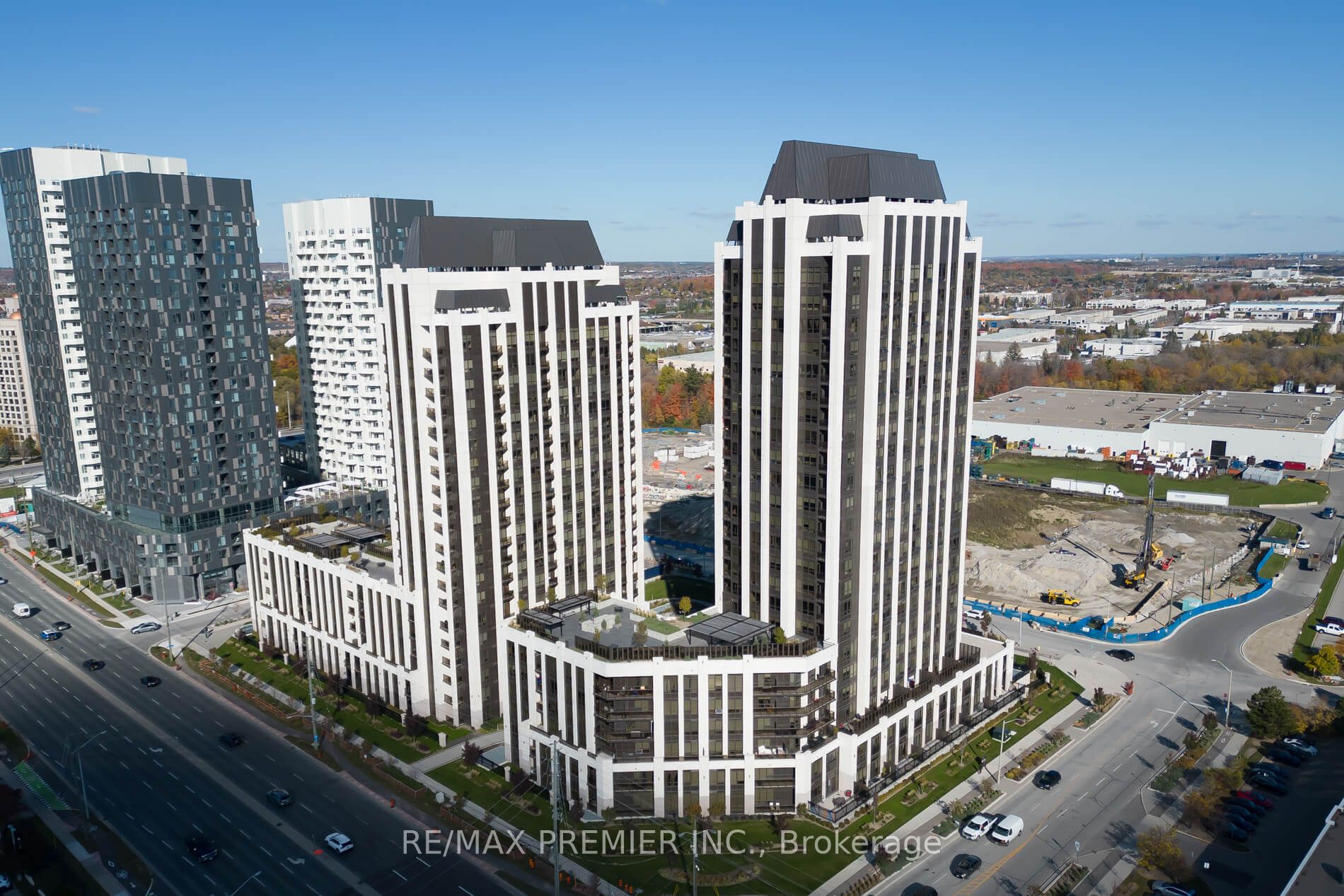 909-9085 Jane Street, Vaughan, ON, L4K 0L8