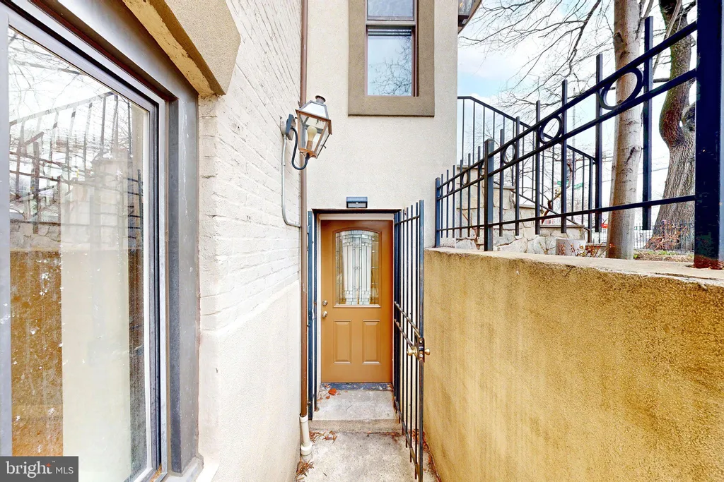 Additional image 26 of 6 Rhode Island Avenue NW Unit 2, Washington, DC 20001