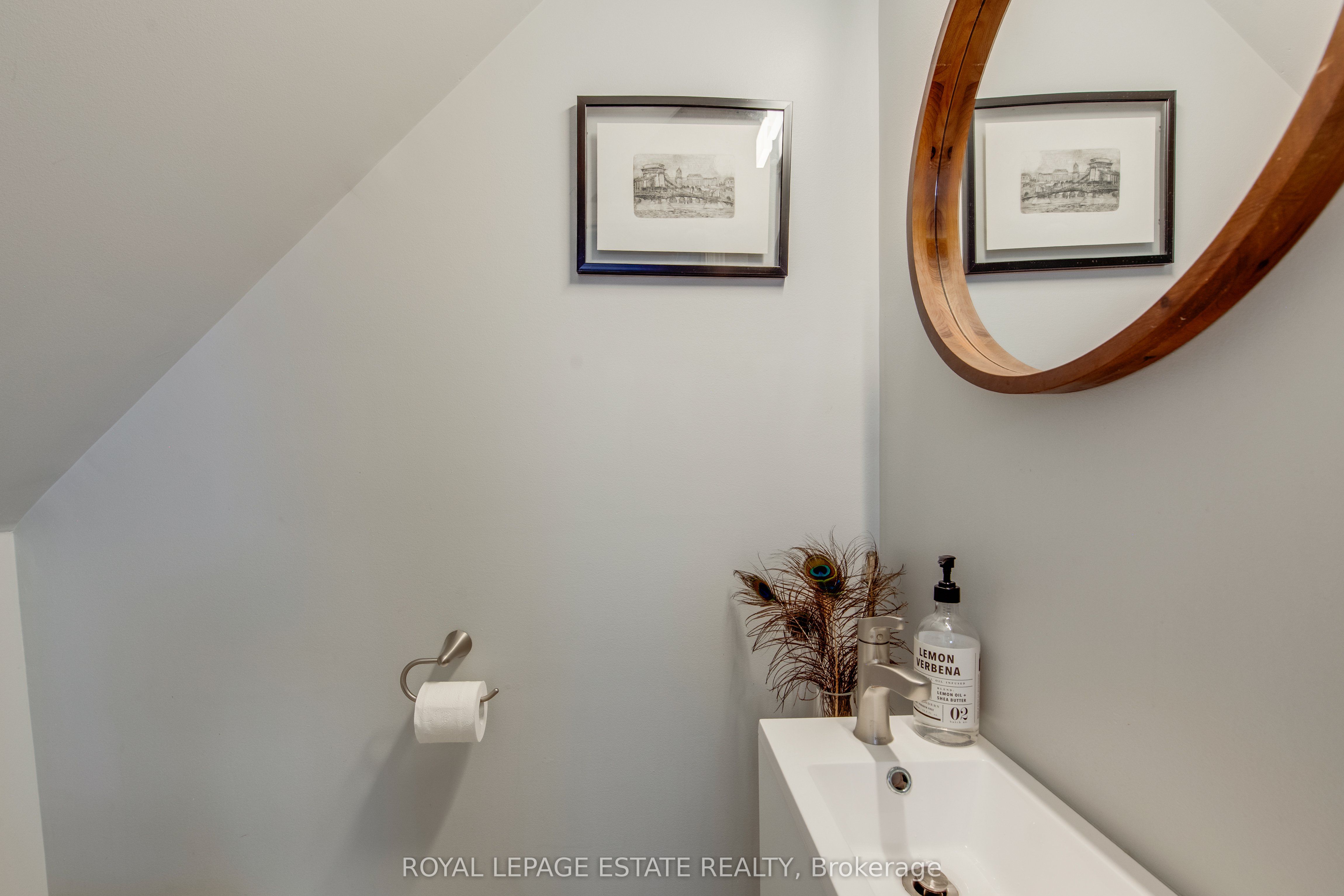 Additional image 6 of 138 Woodmount Avenue, Toronto, ON, M4C 3Y8