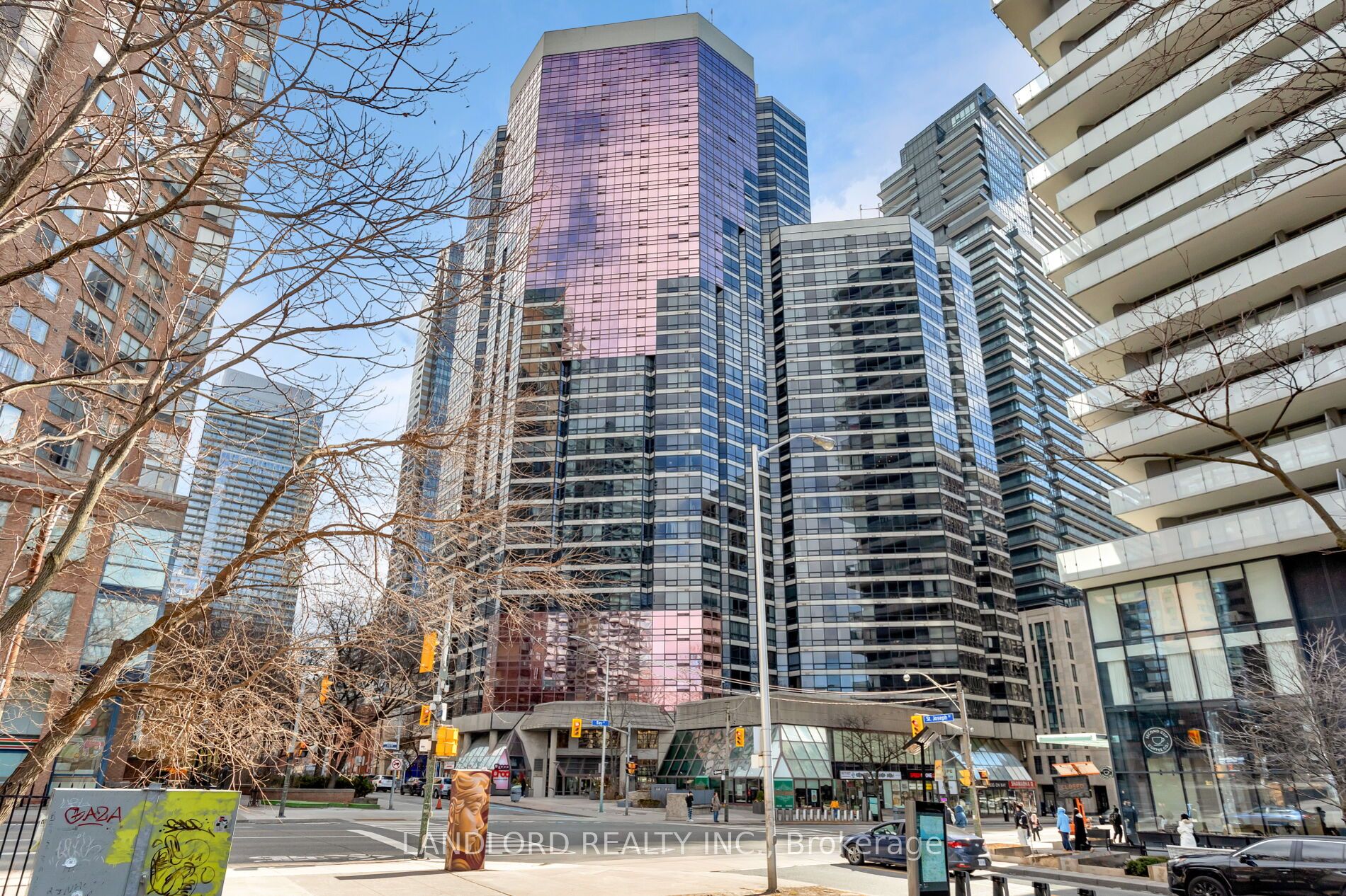 1202-1001 Bay Street, Toronto, ON, M5S 3A6