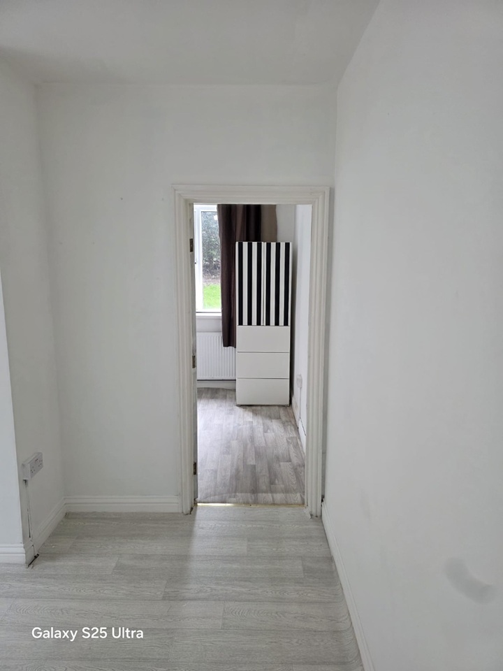 Additional image 5 of 2 Bed Flat, Copgrove Road, LS8, N1 7GU