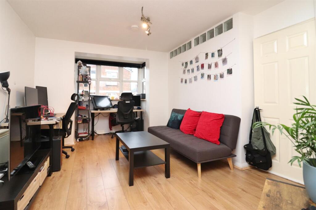 Additional image 3 of Boundary Road, St. Albans