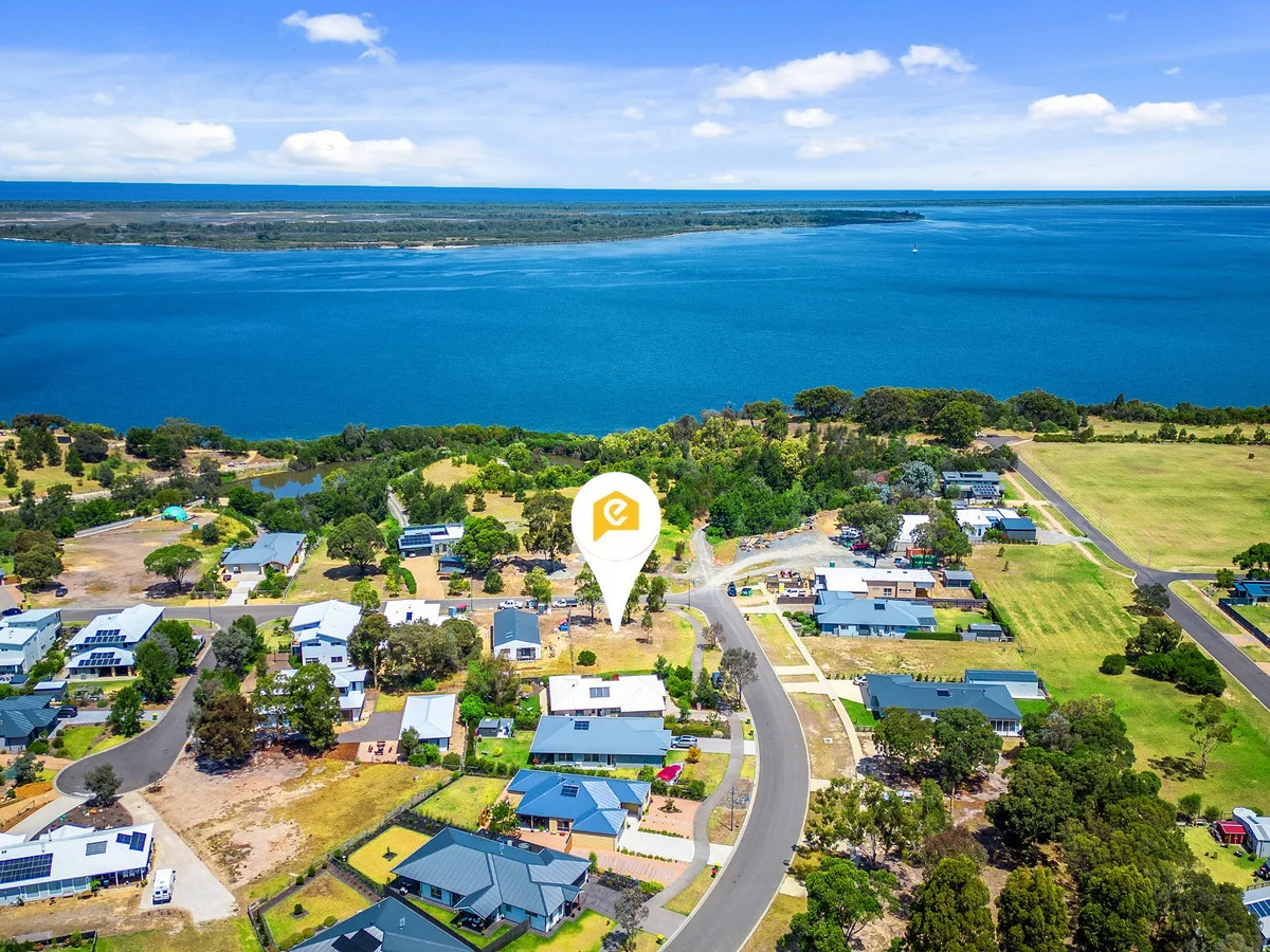 34 Plateau Avenue, Metung VIC 3904