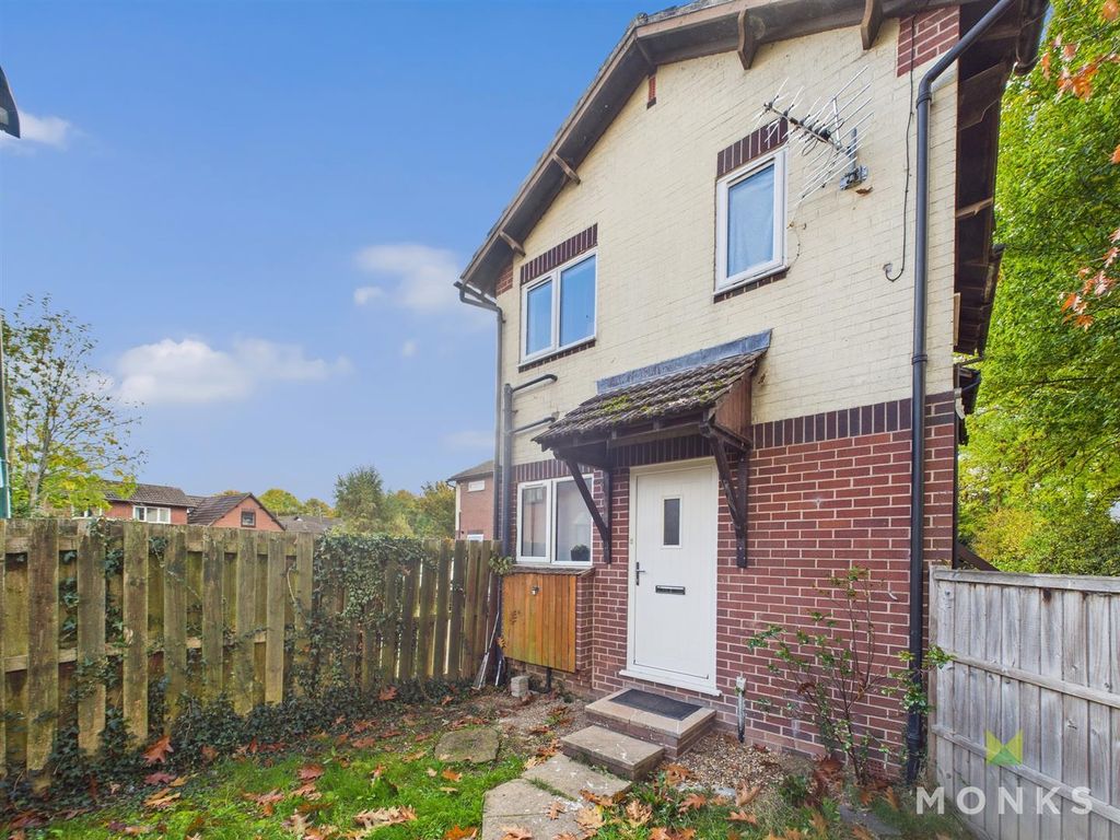 Studio for saleMontrose Place, Bicton Heath, Shrewsbury SY3
