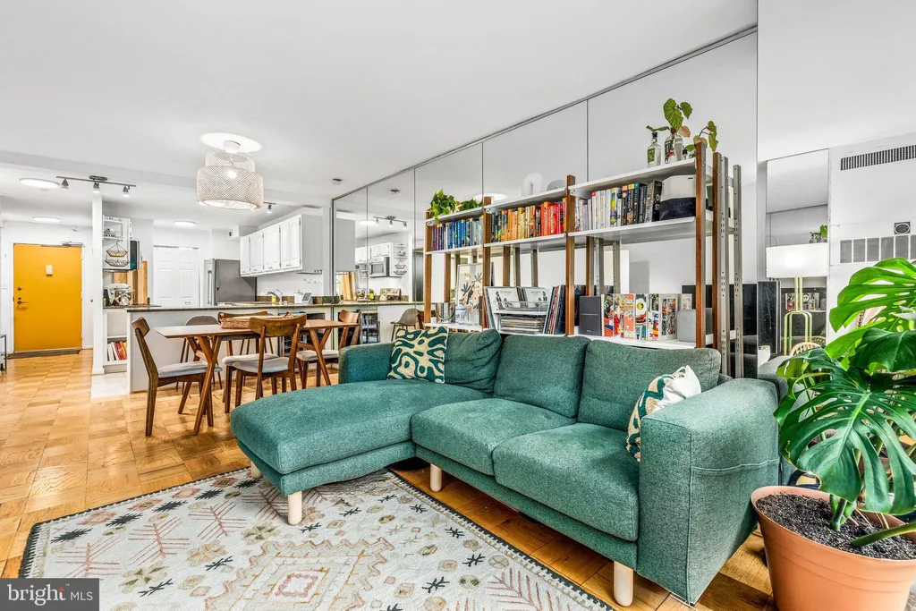 Additional image 3 of 1001 26th Street NW Unit 306, Washington, DC 20037