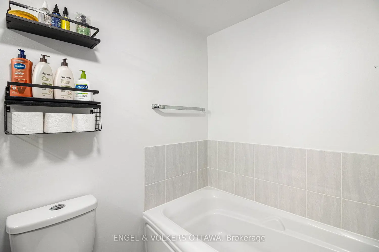 Additional image 14 of 4522 Innes Road D